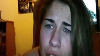 Młoda dziewczyna ssała facetowi Wielki kutas, a potem pieprzyła się we wszystkie szczeliny darmowe s filmy