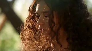 Dojrzała kobieta masturbuje swoją cipkę z darmowe sex filmy hd pasją