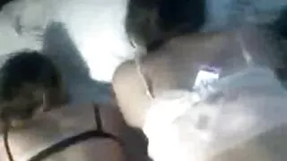2 dziewczyny sex online darmowe filmy spędzają czas na seksie grupowym z 2 mężczyznami