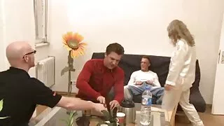 Blondynka Lesbijka sex tv darmo uwiodła siostrę na seks analny