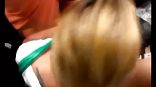 Piękna brunetka pieprzy się z mężczyzną na mokre cipki za darmo oczach męża