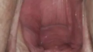 Ładna brunetka pieprzy się z analnym erotyka darmowa mężczyzną