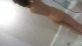 Dziewczyna ssie darmowe sex laski kutasa faceta i dostaje jej pussy fucked