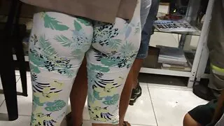 Busty rosyjska dziewczyna ssie kutasa przypadkowego nieznajomego darmowe filmy retoryczne w parku